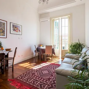 2* Bed & Breakfast Ai Lattarini House